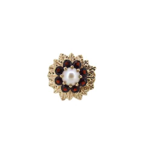 Garnet & Pearl Ring